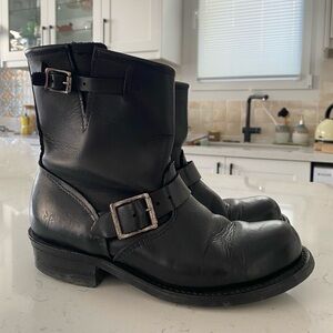 Black Frye motorcycle boot